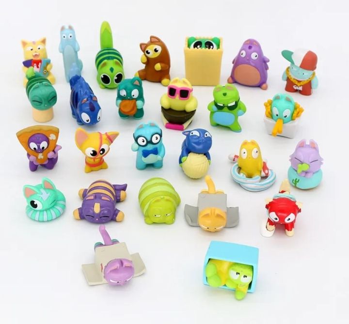 Lost Kitty mini Figure Very Cute Collectable toy Kids Gift Toy Lost Kitties