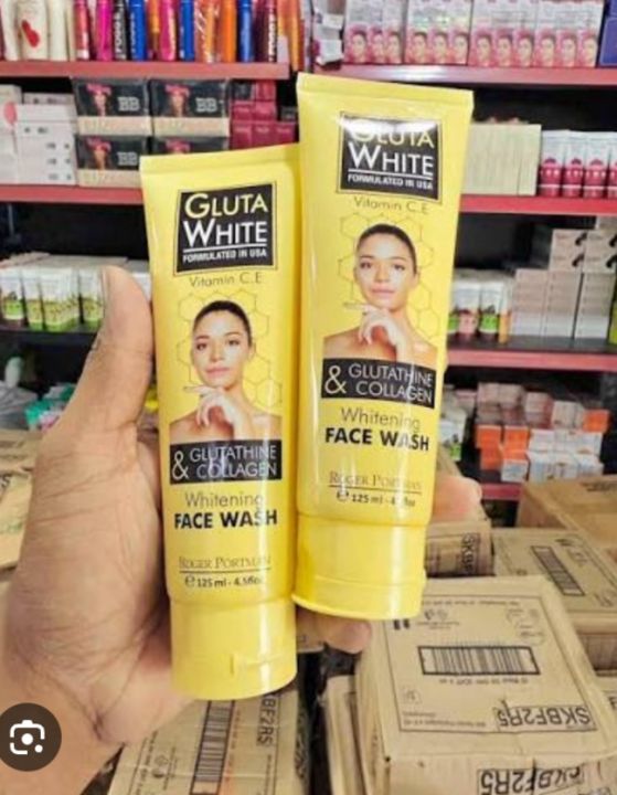 1.%20Gluta%20White%20Whitening%20Face%20Wash%20%E2%80%93%20125ml%20%7C%20Brighten%20&%20Glow%20-%20Image%202