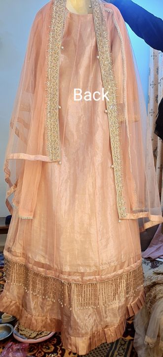 Jaly%20clothes%20with%20Hand%20made%20kar%20clear%20silaiey%20with%20sleeves%20,lace%20and%20back%20design%20are%20very%20trending%20and%20fashionable%20with%20beautiful%20Two%20step%20lace%20-%20Image%204