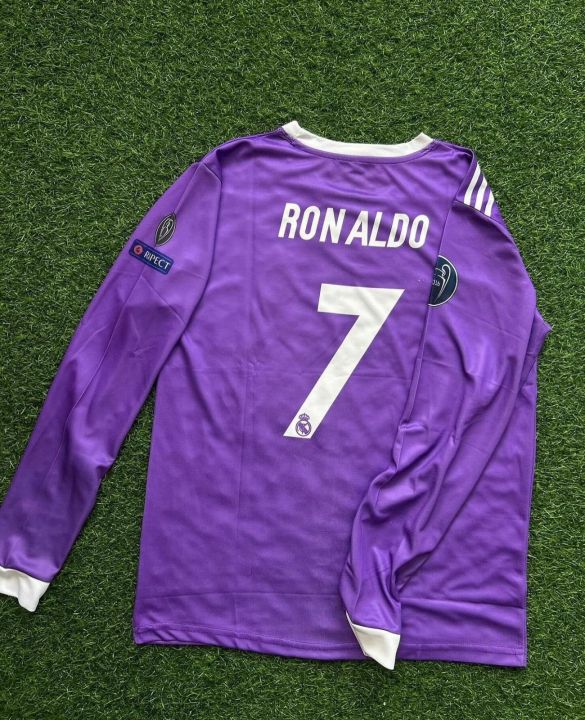 Cristiano%20Ronaldo%20Real%20Madrid%20Purple%20Full%20Sleeve%20Jersey%20-%20Image%202