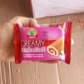 CREAMY SWISS ROLL CAKE 10 WALA WITH STRAWBERRY FLAVOR 1×15 PIECES. 