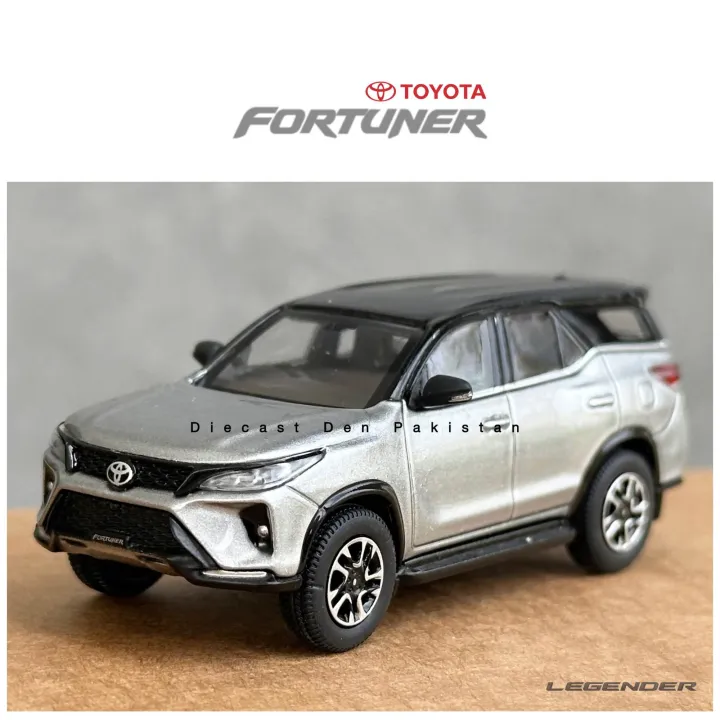 Toyota%20Fortuner%20Legender%20(RHD)%20Diecast%20Model%20%7C%20Size:%207%20cm%20-%20Image%202