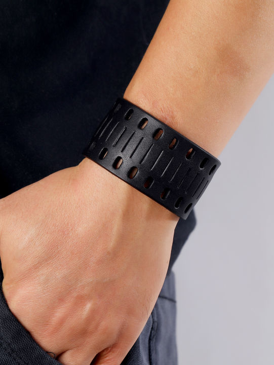 Personality%20retro%20wide%20genuine%20leather%20bracelet%20punk%20style%20simple%20hollowed%20out%20men's%20bracelet%20-%20Image%205