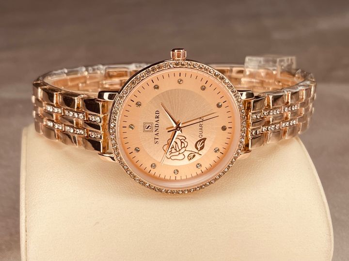 Fashionable%20Rose%20Gold%20Dial%20And%20Strap%20Watch%20For%20Women%20-%20Image%202