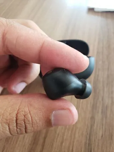 QCY%20ARCBUDS%20HT07%20ANC%20Wireless%20Earphones%2040dB%20Noise%20Cancelling%20TWS%20Earbuds%206-Mic%20AI%20HD%20Call%20Bluetooth%205.2%20HiFi%20Headphones%2032H%20Playback%20-%20Image%207