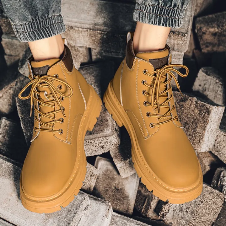 Men's%20high%20top%20boots%20four%20season%20outdoor%20work%20shoes%20anti%20slip%20and%20comfortable%20yellow%20boots%20fashion%20British%20casual%20leather%20boots%20-%20Image%205
