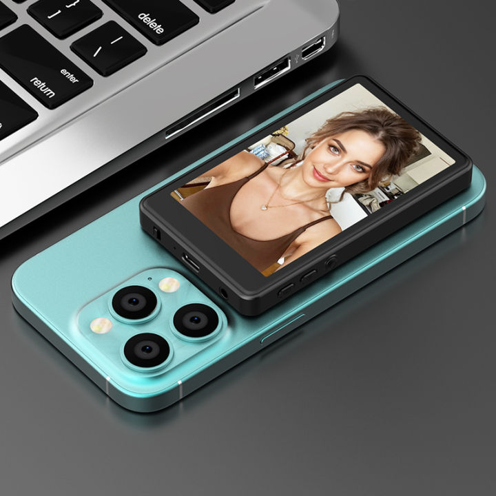 Magnetic%20Phone%20Monitor%20-%20Real-Time%20Selfie/Rear%20Cam%20-%204K%20Streaming%20Assistant%20-%20Wide%20Angle%20-%20Fits%20Most%20Phones%20-%20Image%206