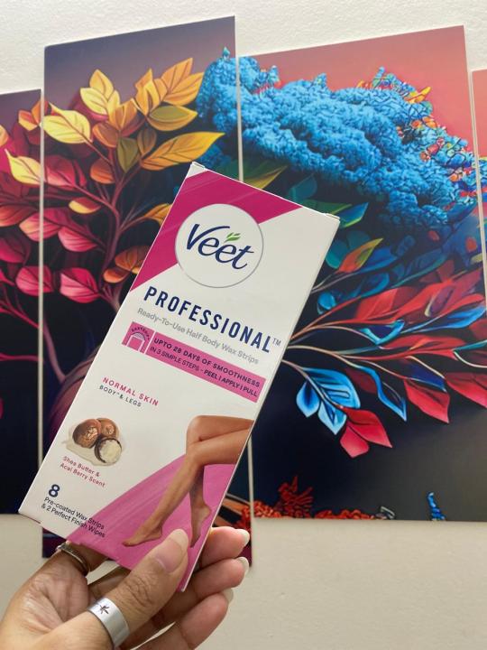 Veet Half Body Waxing Strip Kit for Normal Skin 8 Wips