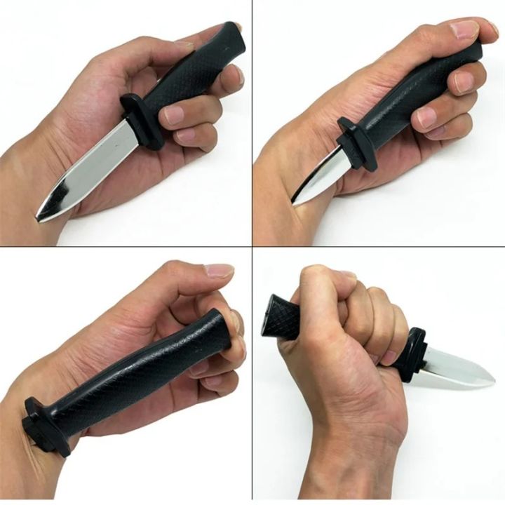 Retractable%20Fake%20Knife%20-%20Adult%20Plastic%20Magic%20Prank%20Toy%20for%20Jokes,%20Scary%20Tricks%20&%20Halloween%20Props%20(Realistic%20Toy)%20-%20Image%202