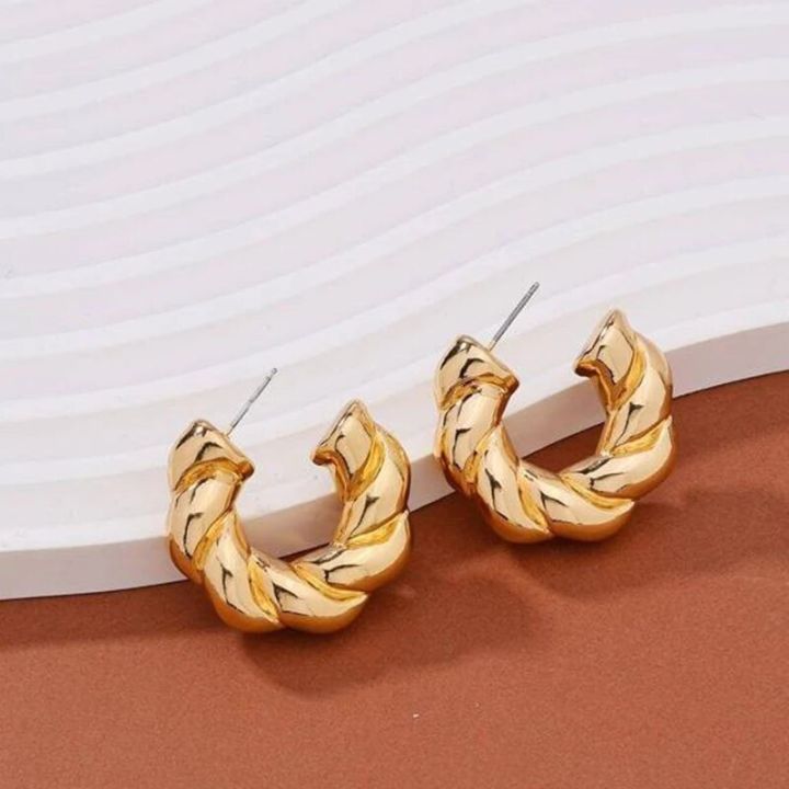 Gold%20Color%20Crystal%20Stone%20Hoop%20Earrings%20Twisted%20Metal%20Shape%20Silver%20Plating%20New%20Fashion%20Women%20Earrings%20Party%20Jewelry%20Birthday%20Gift%20-%20Image%205