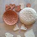 Dozen Modeling Clay 500g - White. 
