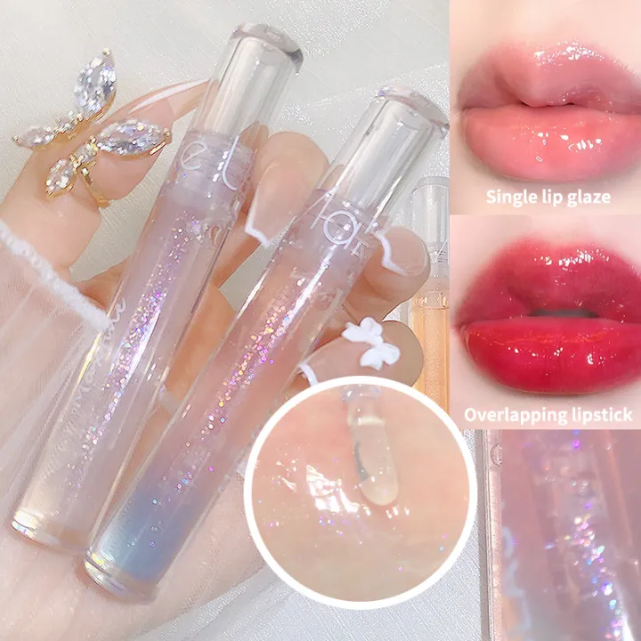 Water%20Glow%20Lip%20gloss%20keeps%20the%20lips%20moist%20plump%20and%20lustrous%20maintaining%20a%20natural%20makeup%20color%20-%20Image%203