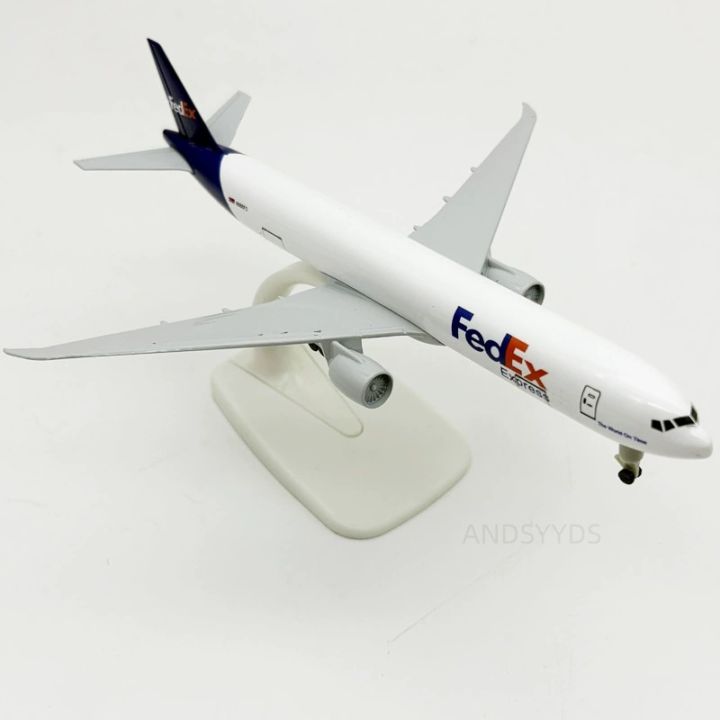 1/400%20Model%20Planes%20B777%20Air%20Fedex%2020cm%20Metal%20Scale%20Aircraft%20Toy%20Child%20Diecast%20Airplanes%20Model%20Kit%20With%20Stand%20Toy%20Planes%20%20-%20Image%203
