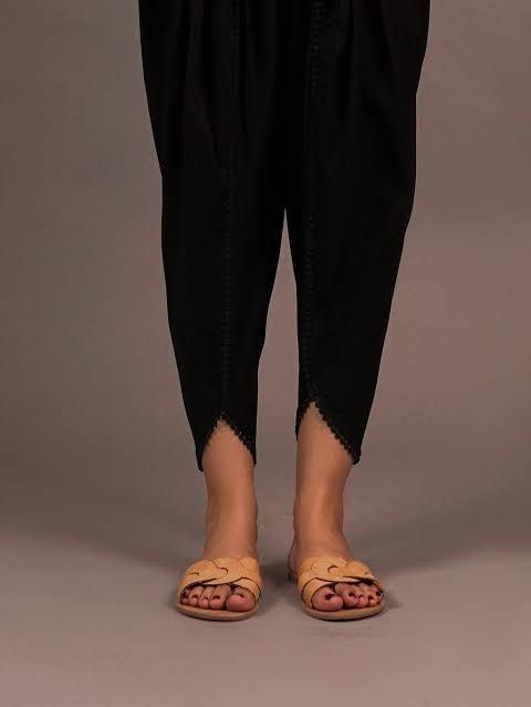 Tulip pants (Available in all sizes)