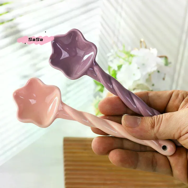 Ceramic%20Star%20Shaped%20Spoon%20Twisted%20Spoon%20Cute%20Long%20Handled%20Cream%20Design%20Coffee%20Stirring%20Spoon%20-%20Image%203
