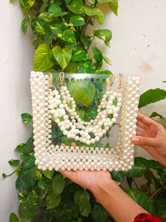 pearl%20beaded%20bag%20with%20transparent%20acrylic%20sheet%20/%20size%20medium%20and%20small%20/elegant%20and%20stylish%20bags%20-%20Image%204