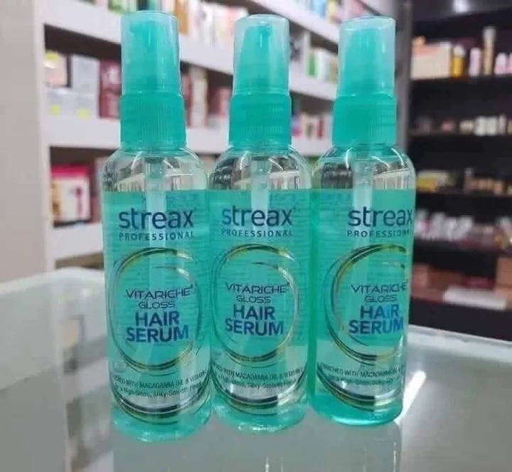 Hair%20Serum%20for%20Women%20-%20Streax%20Pro%20/%20Professional%20Vitariche%20Gloss%20Hair%20Serum%20-%20115ml%20-%20Image%202