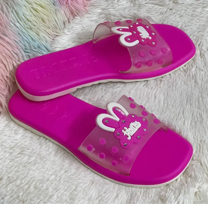 New%20Fashionable%20Design%20Flat%20Slippers%20Sandals%20for%20Girls%20&%20Women%20-%20Image%202