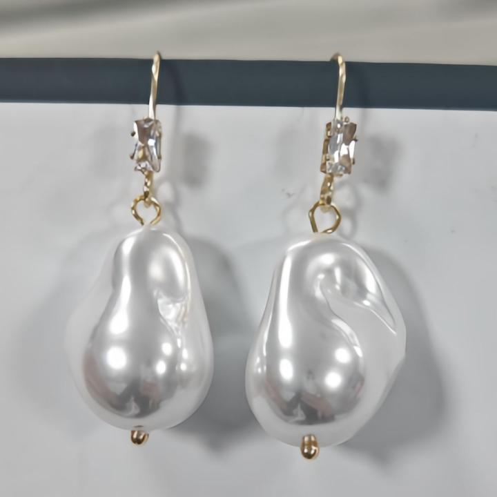 Fashion%20Wedding%20Jewelry%20Earrings,%20Silver%20Pearl%20Earrings,%20Minimalist%20Style,%20Women's%20Earrings,%20The%20First%20Choice%20For%20Giving%20Gifts%20-%20Image%203