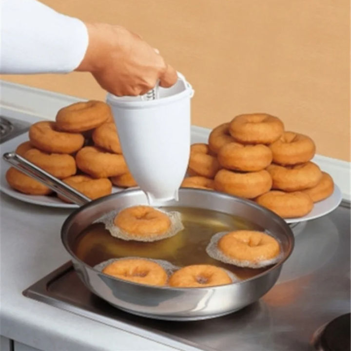 Hot%20Sale%20Donut%20Maker%20Donut%20Mould%20Easy%20Fast%20Manual%20Waffle%20Dispenser%20Doughnut%20Machine%20Arabic%20Waffle%20Plastic%20Lightweight%20Deep%20Fry%20-%20Image%203