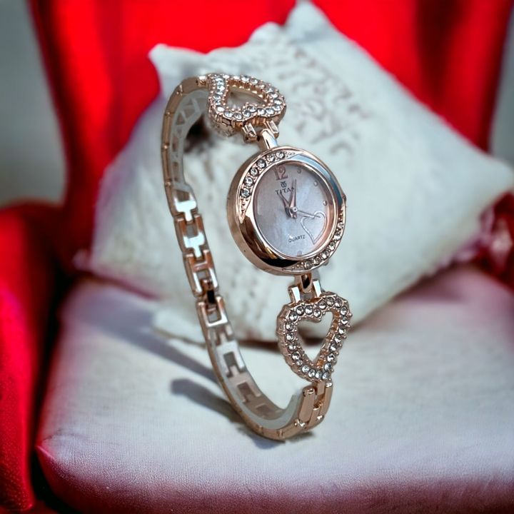New%20Fashionable%20stainless%20analogue%20Hand%20watches%20for%20women's%20-%20Image%205