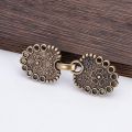 1pc Retro Plating Duckbill Buckle Clothing Decor Chain Cardigan Clip Sweater Blouse Clip Clothing Decoration Brooch Pins.