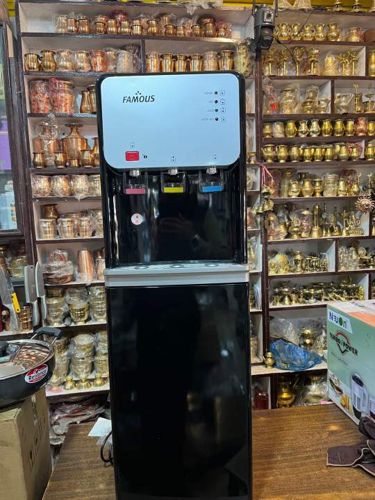 Famous%20Water%20Dispenser%203%20in%201%20Hot,Cold%20And%20Normal%20-%20Image%204