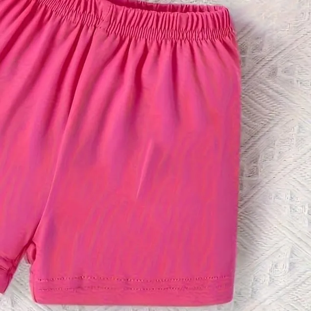 Fuchsia%20Set%20+%20Crescent%20Mosque%20Print:%20Short-Sleeve%20Style%E2%80%94Wearing%20Ramadan%20Tenderness%20-%20Image%206
