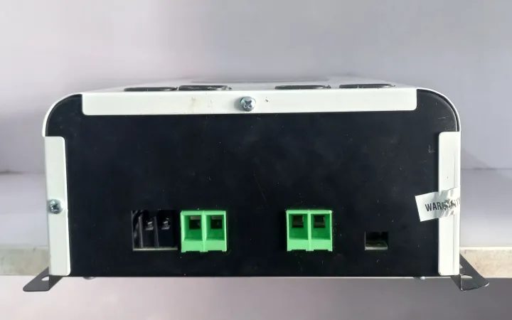 ENERGY%20MPPT%20Solar%20Charge%20Controller%2070A%2012V/24V%20-%20Image%205
