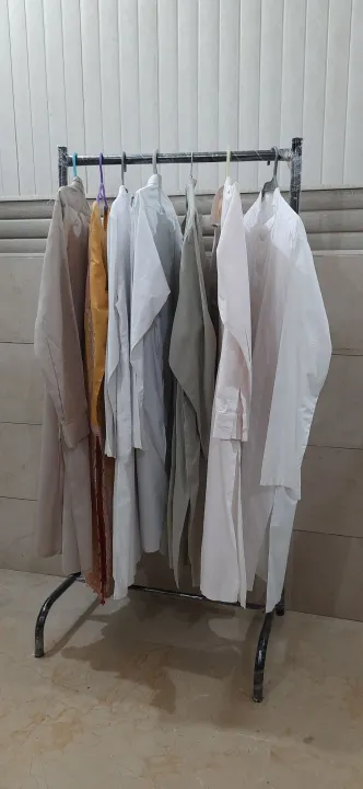 CLOTH%20HANGING%20STAND%20WITH%20ADJUSTABLE%20HEIGHT%20-%20Image%205