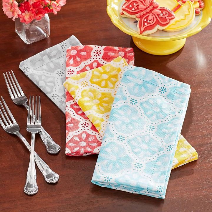 High Quality Printed Pack of 2 Stylish Kitchen Napkin