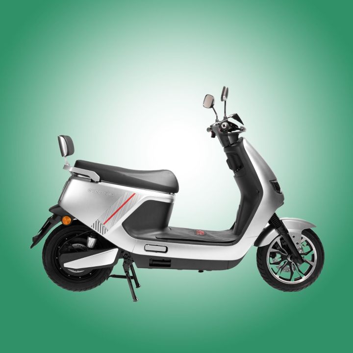 Evee%20C1%20Air%20Electric%20Scooter%20-%20Image%203