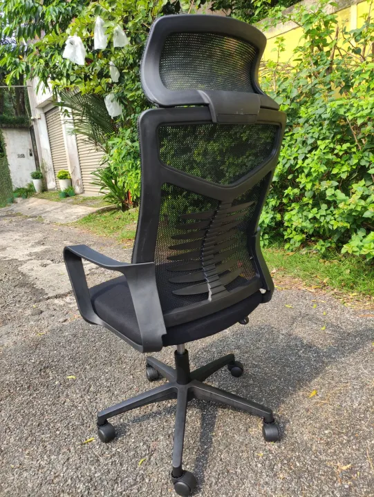 ErgoMax%20High%20Back%20Mesh%20Office%20Chair%20with%20Adjustable%20Headrest%20&%20Lumbar%20Support%20%E2%80%93%20Sri%20Lanka%20-%20Image%203