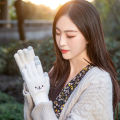 Kawaii Gloves Female Cute Cartoon Embroidered Bear Touchscreen Gloves Autumn Winter Warm Women Shopping Knit Gloves Soft Gloves. 