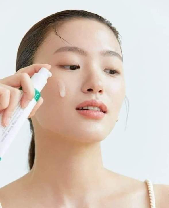 AXIS%20-Y%20Dark%20Spot%20Correcting%20Glow%20Serum%20Niacinamide%205%25%20Squalane%20Hippophae%20Rhamnoides%20Fruit%20Extract%2050ml%20-%20Image%204