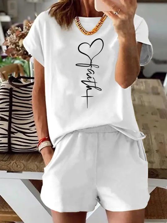 Summer%20Women's%20Fashionable%20Heart-Shaped%20Cross%20Print%20Casual%20Loose%20Round%20Neck%20Short%20Sleeved%20T-Shirt%20Shorts%20Two-Piece%20Set%20-%20Image%202