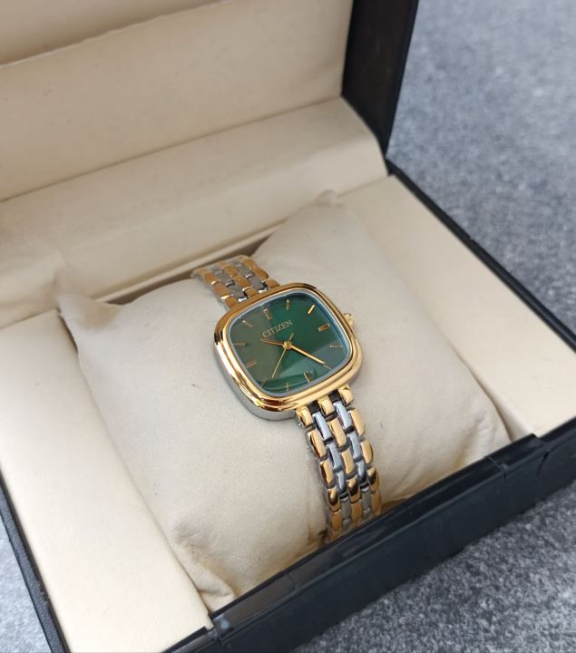 Citizen%20%7C%20Ladies%20Watch%20%7C%20Green%20Dial%20%7C%20Square%20Type%20-%20Image%203