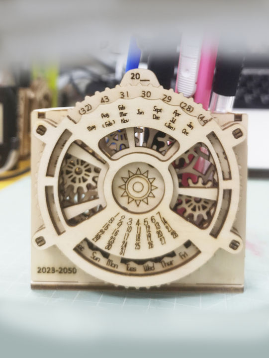 3D%20Wooden%20Puzzles%20Perpetual%20Calendar%20Pen%20Holder%20Mechanical%20Propelled%20Construction%20Model%20Kits%20For%20Teens%20and%20Adults,Age14+%20-%20Image%202