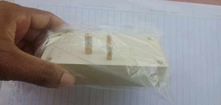 Multi%20Plug%20-%20Multi%20Socket%20%20-%20Universal%20Multi%20Plug%20-%20Travel%20Adapter%20-%20Image%206