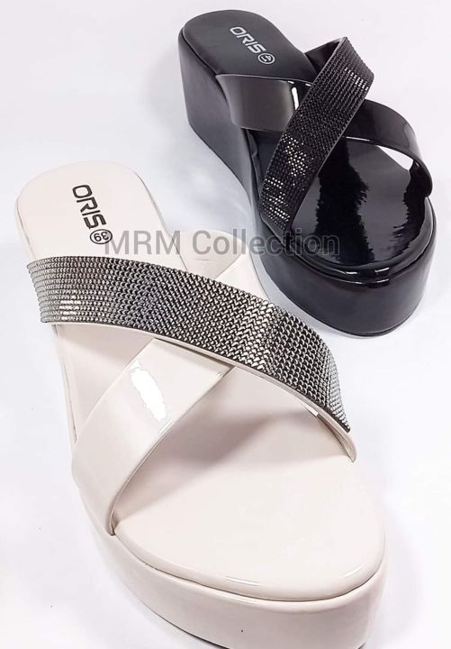 Ladies%20High%20Heel%20Gorgeous%20Party%20Use%20Glassy%20Look%20Fashionable%20Design%20Soft%20Sole%20Korean%20Heel%20Shoes%20-%20Girls%20Korean%20Heel%20Sandal%20-%20Image%202