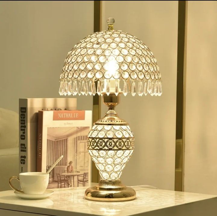 Crystal%20Lamp%20Bedroom%20Light%20Luxury%20Romantic%20European%20Home%20Warm%20Wedding%20Simple%20Modern%20Creative%20Wedding%20Room%20Bedside%20Lamp%20-%20Image%207