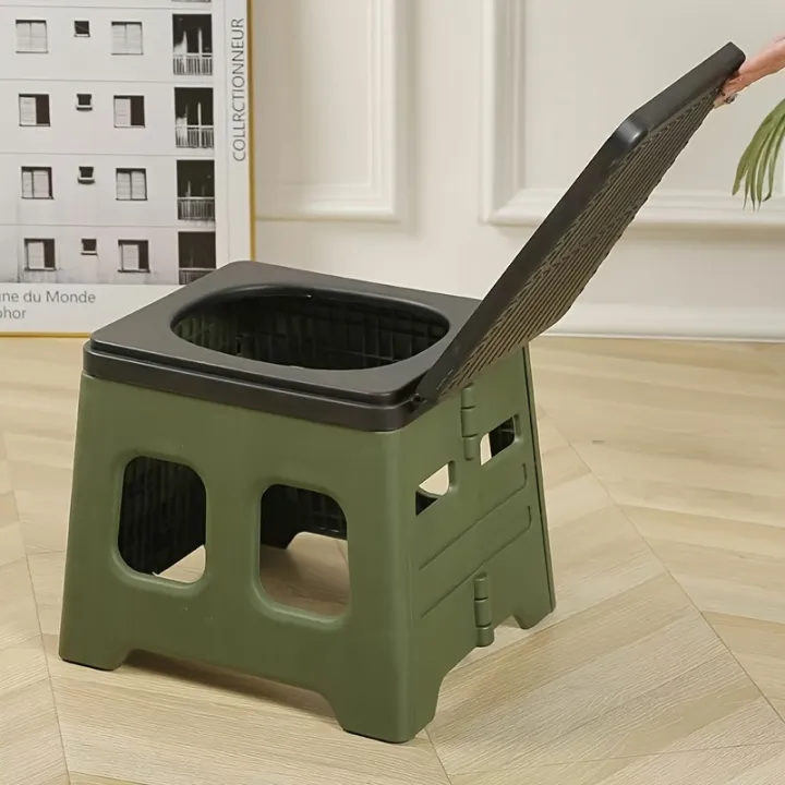 Portable%20Folding%20Toilet%20for%20Camping,%20Travel%20&%20Emergency%20Use%20-%20Odor-Resistant,%20Durable%20PP%20Material,%20Compact%20Design%20with%20Lid%20-%20Image%204