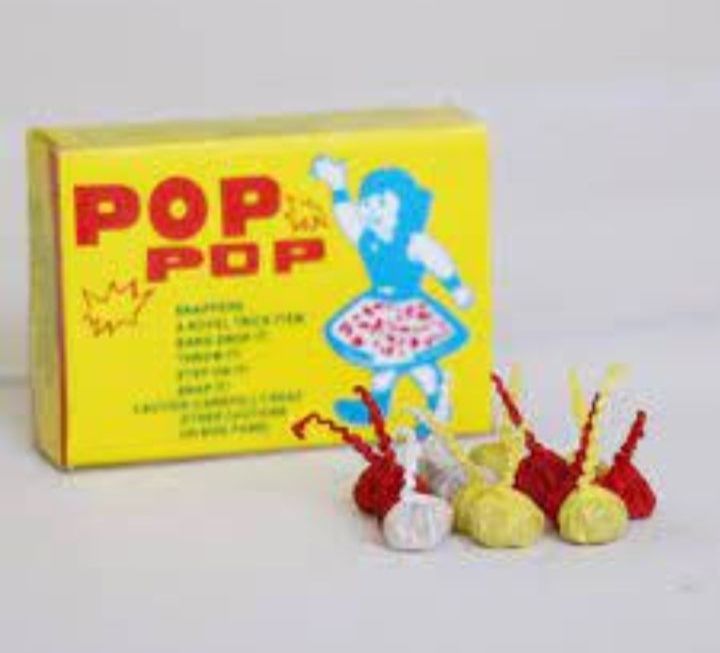 4 box or pack Pop Pop Snappers Crackers for children playing aur party crackers (each pack contains 50 snappers)