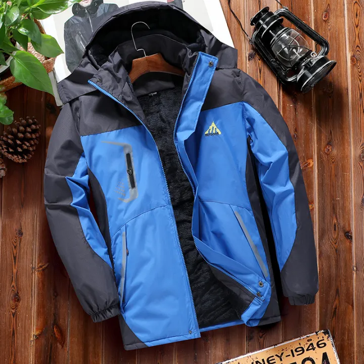 2025%20New%20Men's%20Fleece-Lined%20Thickened%20Outdoor%20Waterproof%20Jacket,%20Cold-Resistant%20Cotton%20Coat%20-%20Image%202