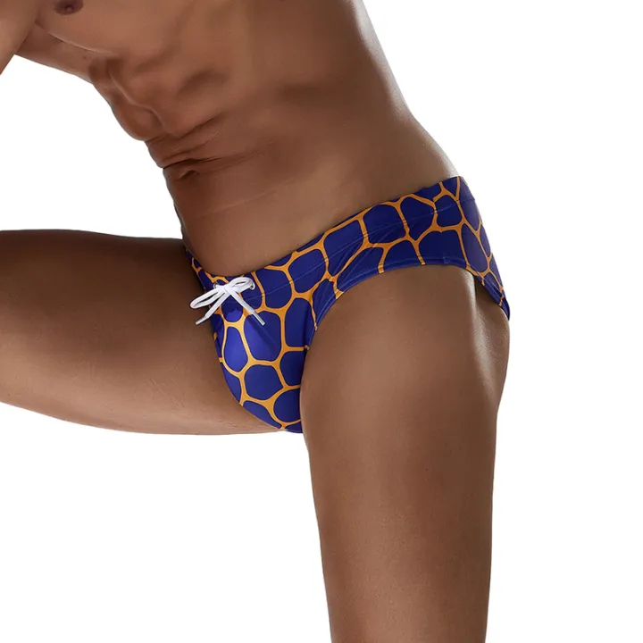 SEOBEAN%20Men's%20Triangle%20Swim%20Trunks,%20European%20and%20American%20Fashion,%20Drawstring,%20Rhombus%20Pattern,%20Hot%20Spring%20Swimsuit%20&%20Swimwear%20-%20Image%202