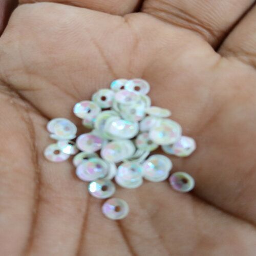 White%20milky%204mm%20size%20french%20cut/plate%20catori%20sequence/sitara%20for%20sale%20in%20very%20reasonable%20price%20-%20Image%204