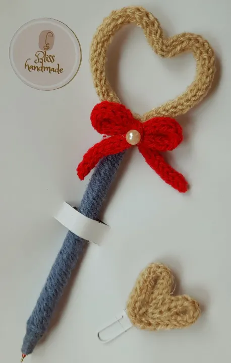 Decorated%20pens%20-%20Image%206