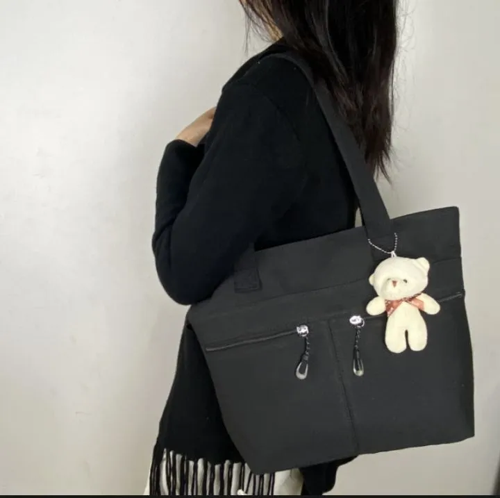 canvas%20fabric%20bags%20for%20school%20college%20university%20office%20and%20out%20door%20activities%20-%20Image%207