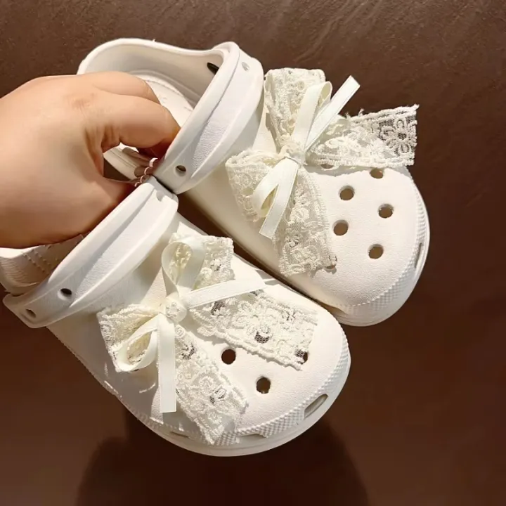 New%202PCS%20Elegant%20Lace%20and%20Artificial%20Bow%20DIY%20Shoe%20Charms%20White%20Lace%20&%20Ribbon%20Bows%20for%20Clogs%20Sandals%20Party%20Gifts%20Favors%20-%20Image%204