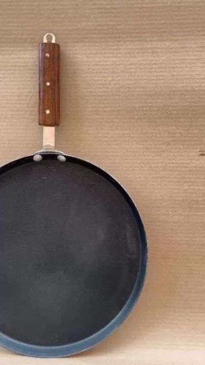 Hot Plate Non stick Tawa 30cm 33cm 36cm Hot Plate tawa Nonstick fry Pan Roti Tava Non-Stick induction Tawa Cookware set Paratha Pan Baking Wooden Handle Long Usage Non Stick Tawa for Chapatti & Dossa Naan Bread 11 inches 12 inches 13 inches